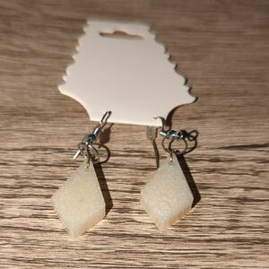 Chic Cream Geometric Earrings